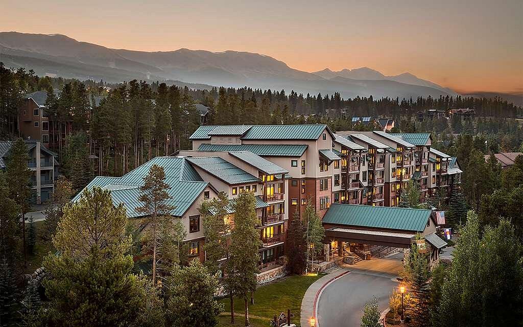 Valdoro Mountain Lodge, Hilton Grand Vacations, Colorado Timeshare, Building Exterior, View