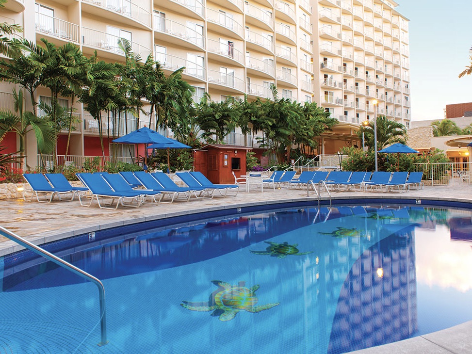 Wyndham At Waikiki Beach Walk