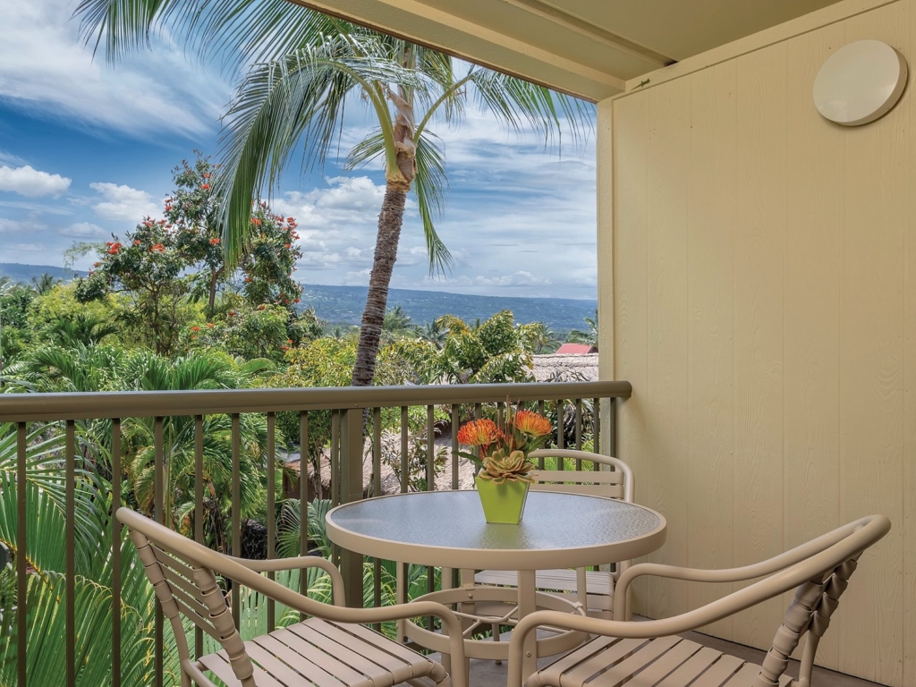 Kona Balcony