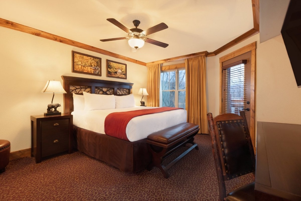 Westgate Smoky Mountain Resort Bedroom