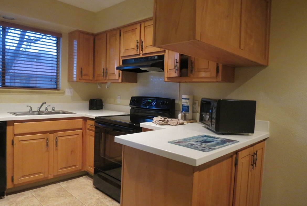 Crown Point Condominiums (Nm) kitchen