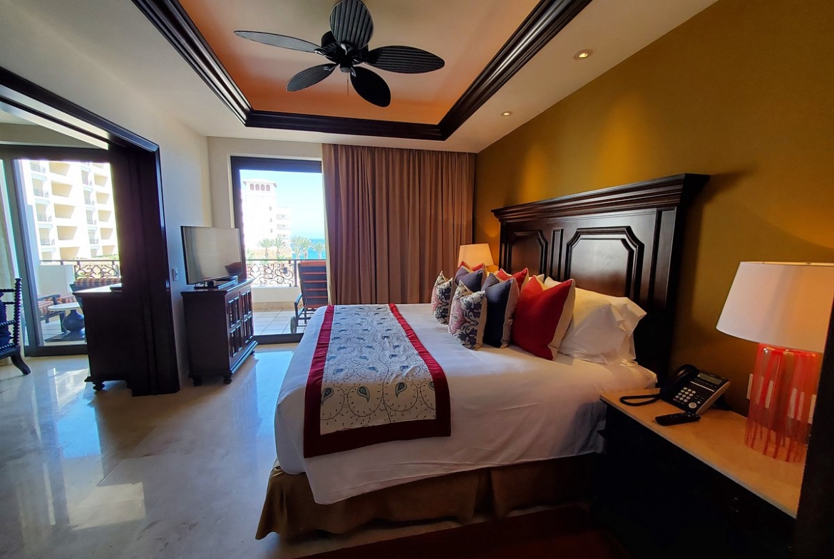 Grand Solmar Land's End Resort & Spa bedroom