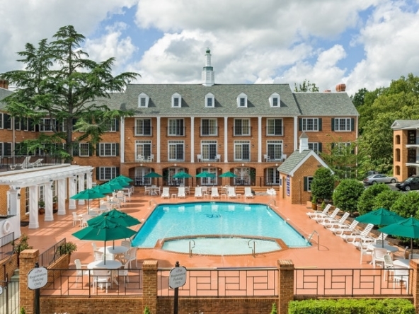 pool overview of westgate historic williamsburg