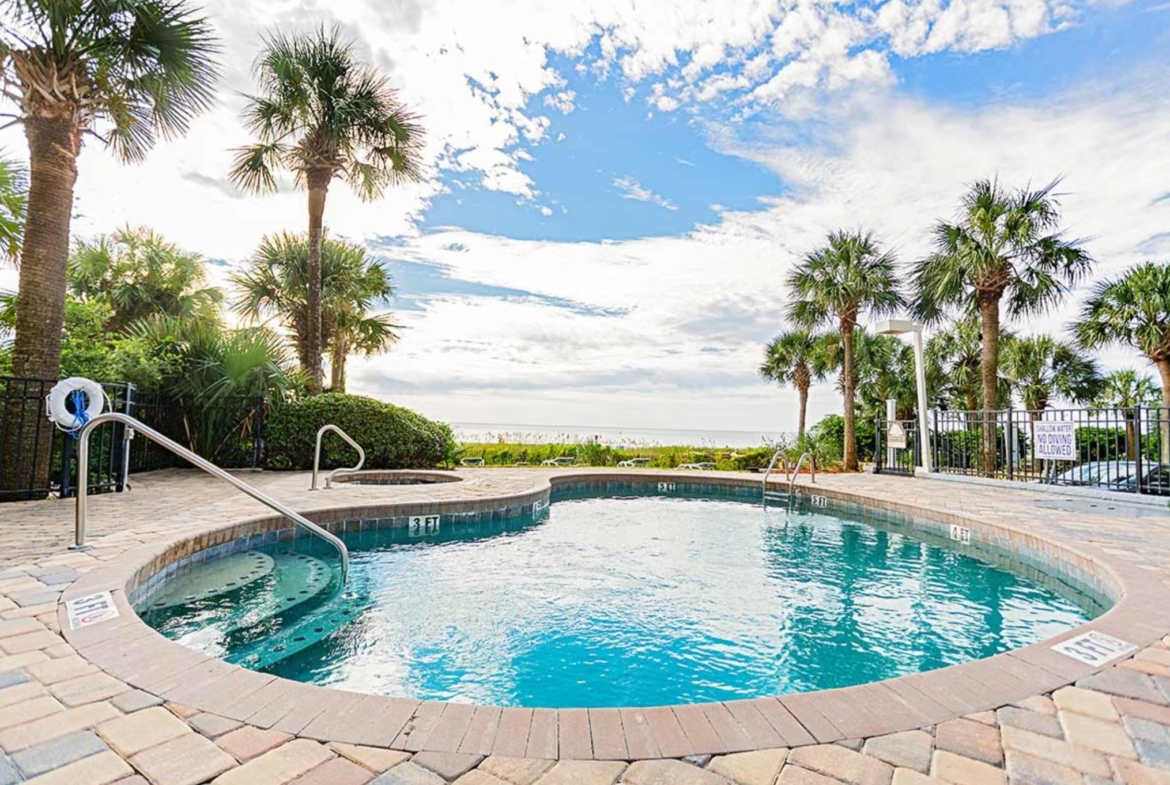 Schooner II Beach And Racquet Club Pool