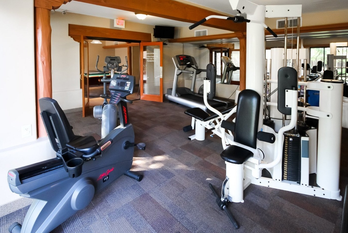 gym at villas of cave creek