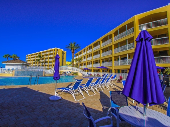 Coral Reef Beach Resort (Florida)