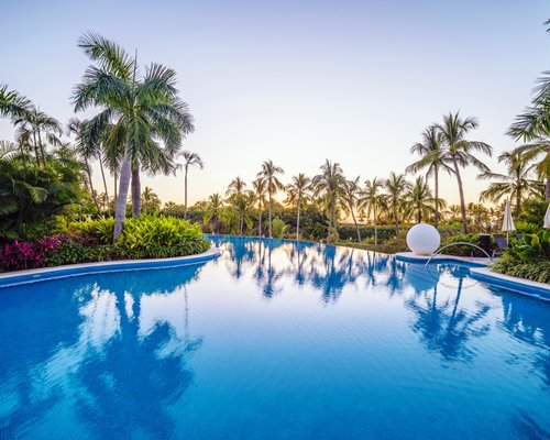 Grand Luxxe at Vidanta Nuevo Vallarta pool