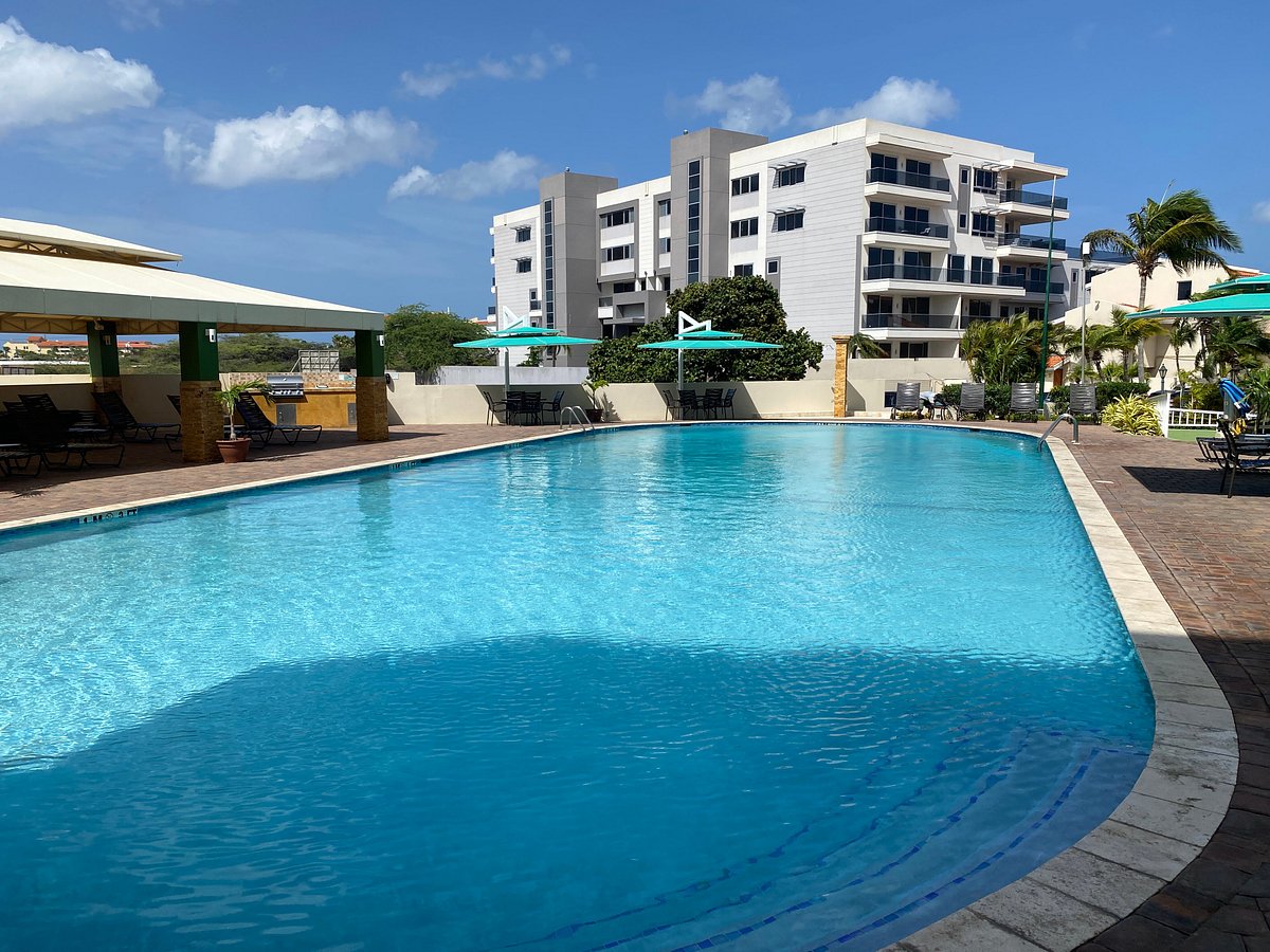 La Quinta Beach Resort pool