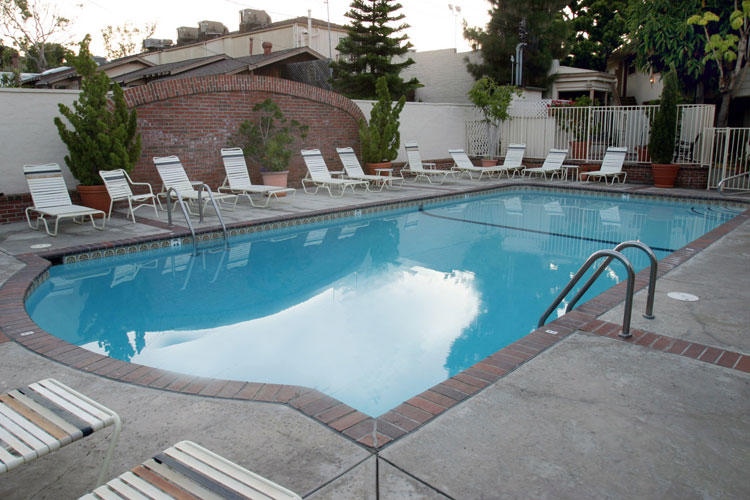 Laguna Shores pool