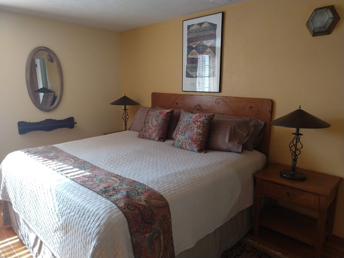 Otra Vez En Santa Fe bedroom