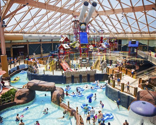 Eagle Trace At Massanutten Indoor Waterpark