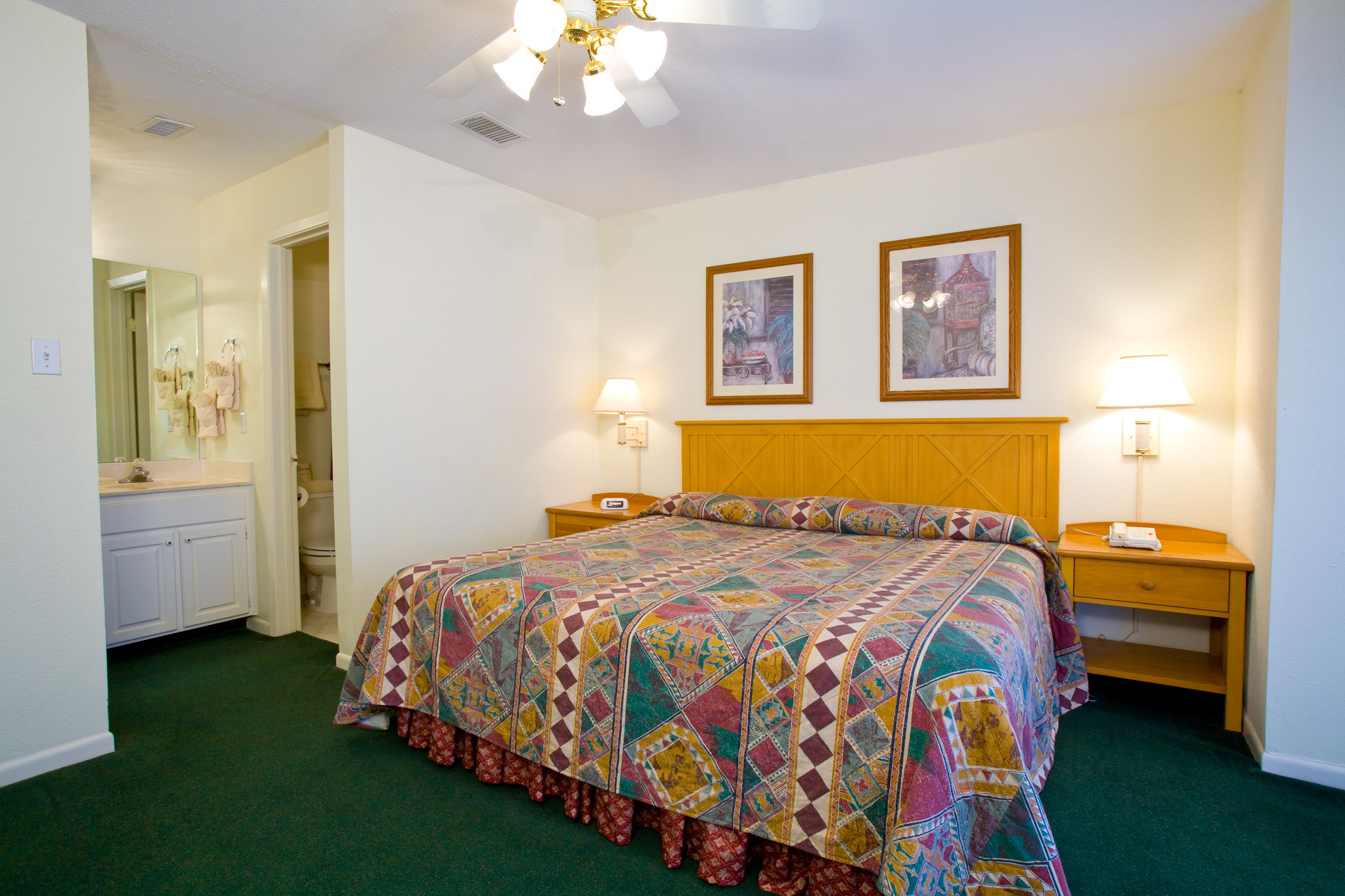 Villas On The Lake Bedroom