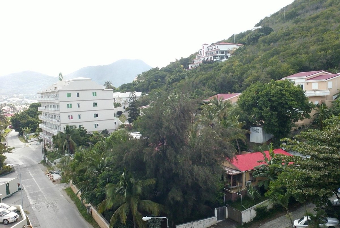 Atrium Resort On Simpson Bay Beach