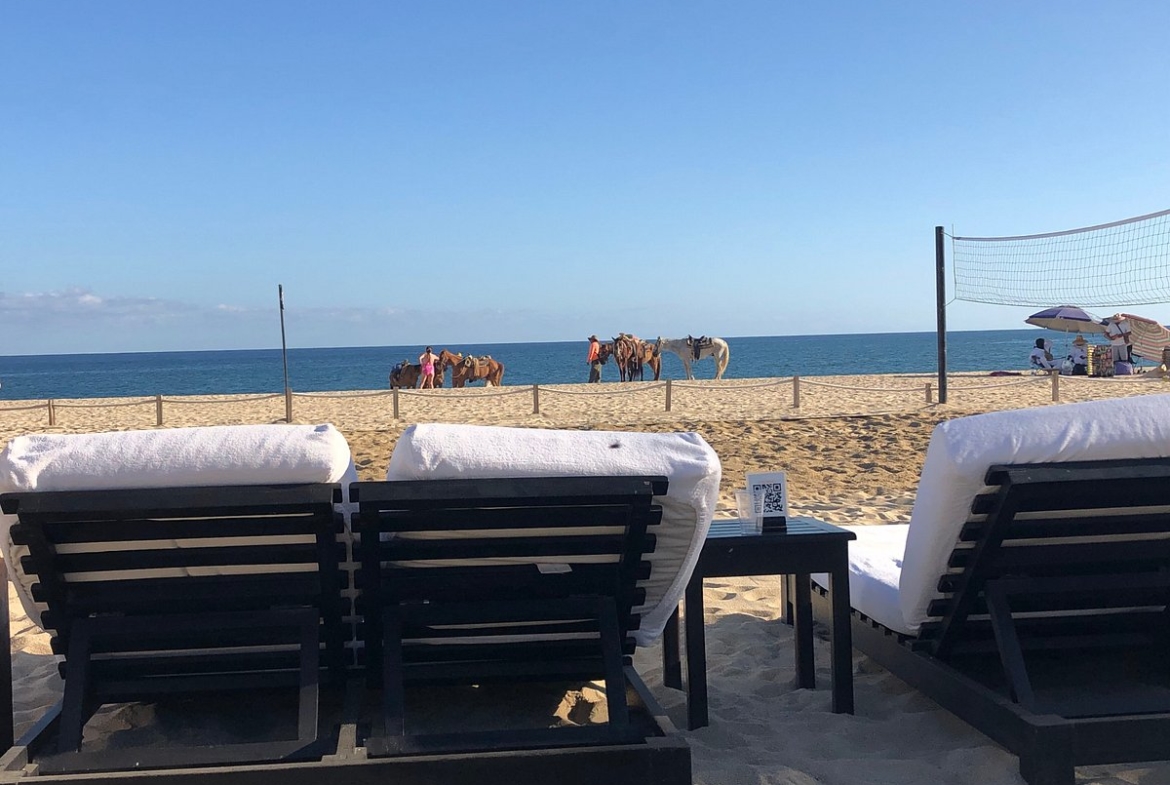Cabo Azul Resort & Spa Beach
