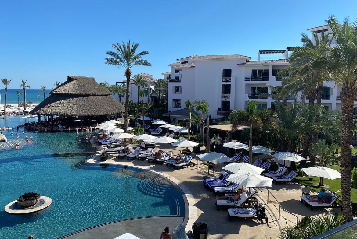 Cabo Azul Resort & Spa Pool Bar