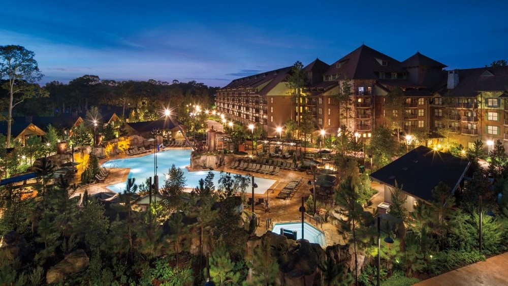 Copper Creek Amenities and Dining Opportunities