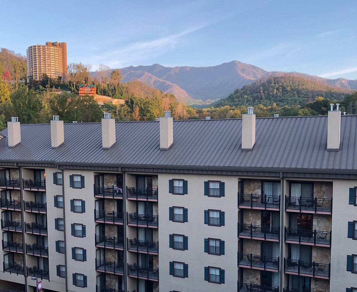 Gatlinburg Town Square exterior