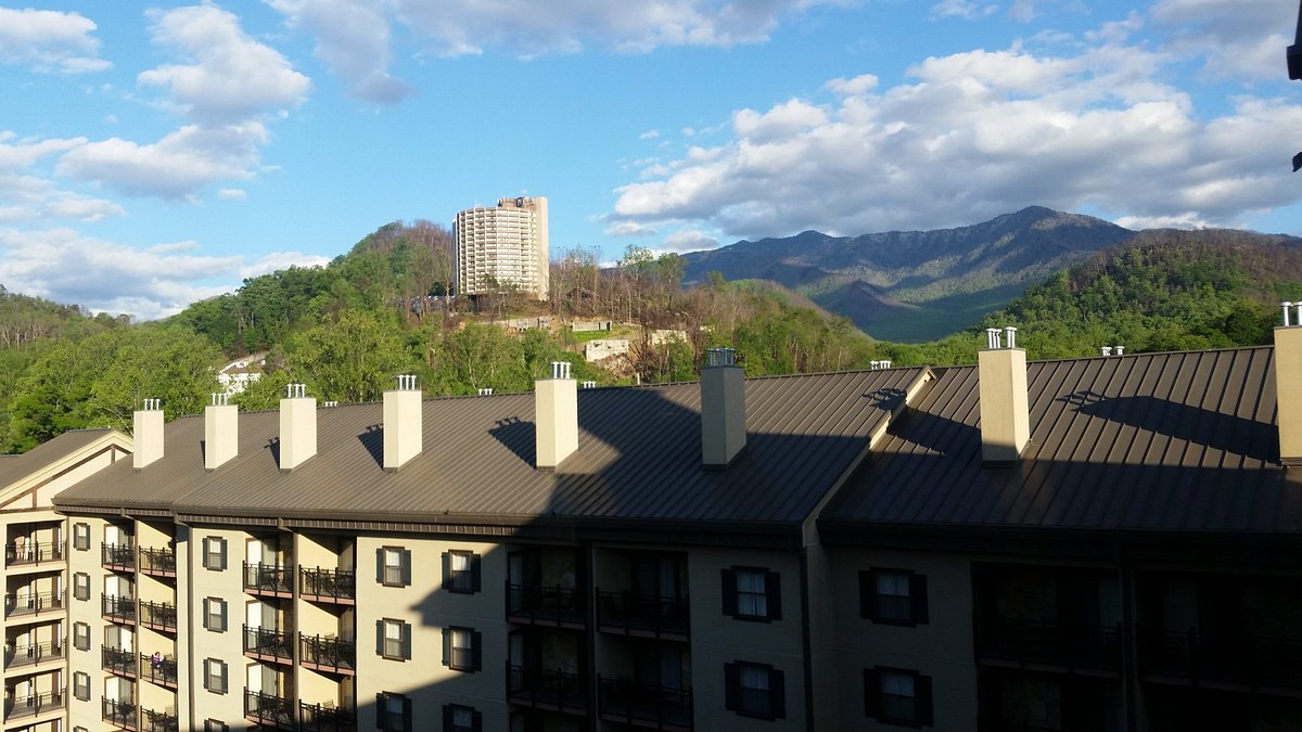 Gatlinburg Town Square view