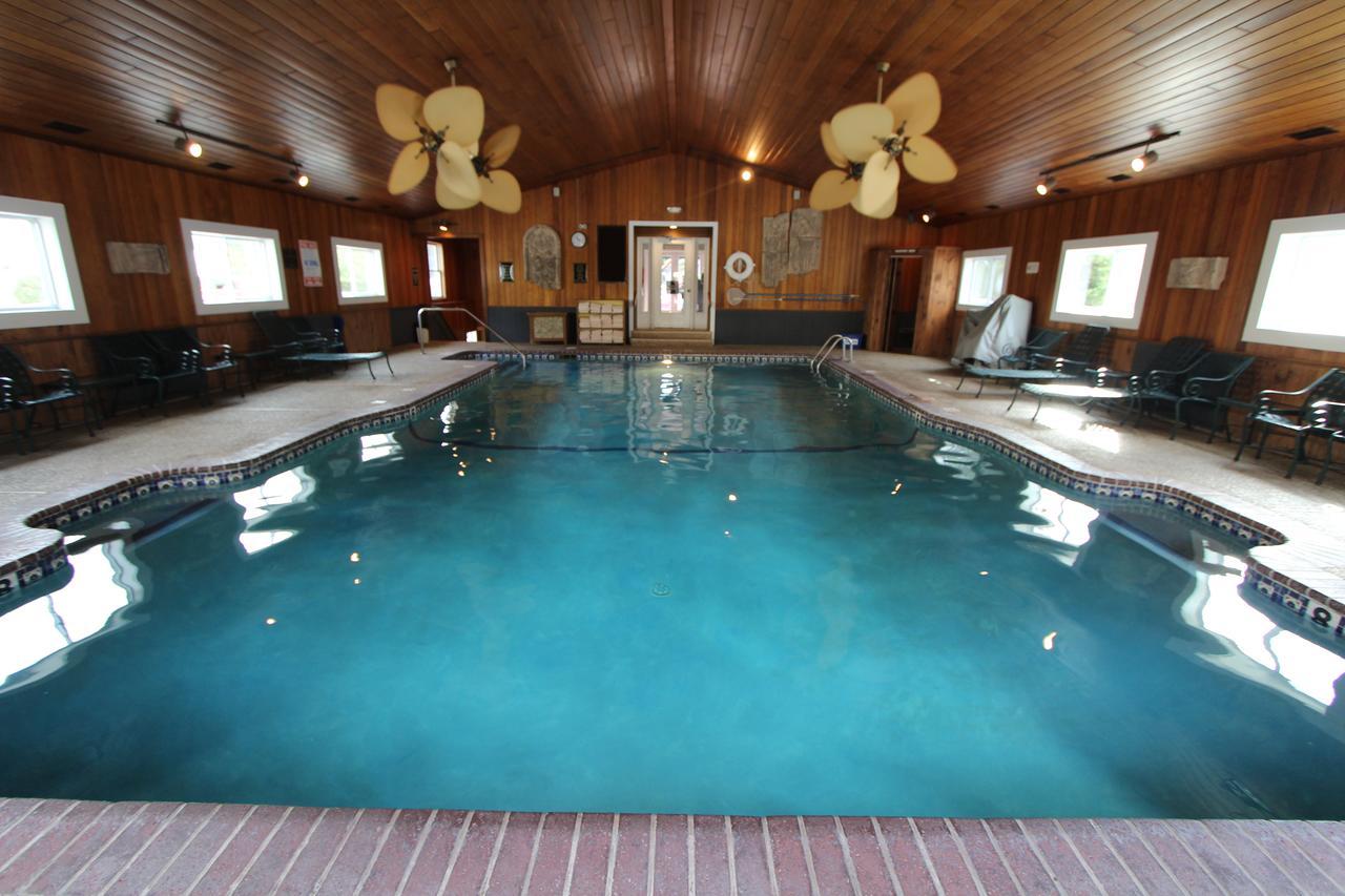 Innseason Resorts – The Falls At Ogunquit Indoor Pool