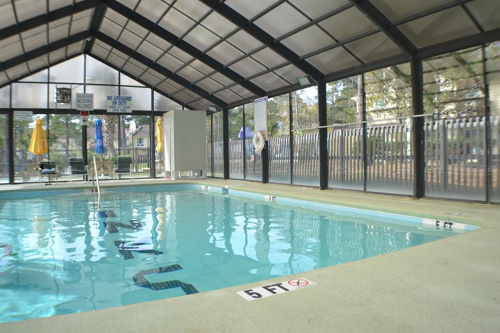Links Golf and Racquet Club Indoor Pool