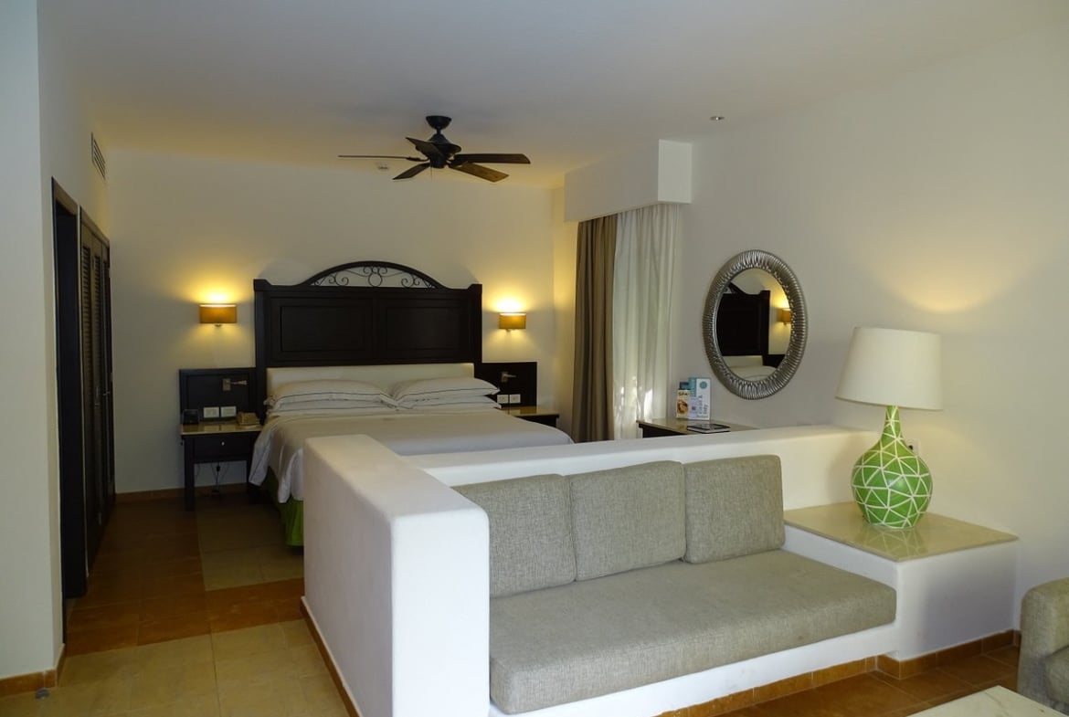 Occidental Grand Flamenco Xcaret Bedroom