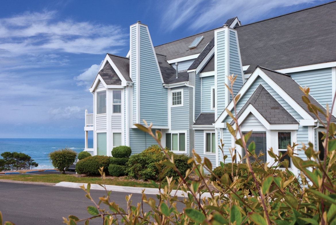 Schooner Landing Exterior