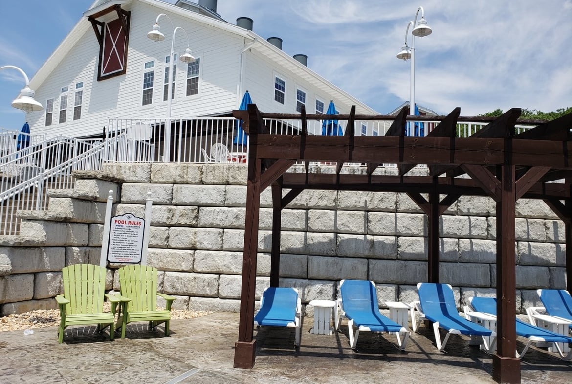 Stormy Point Village Pool Loungers