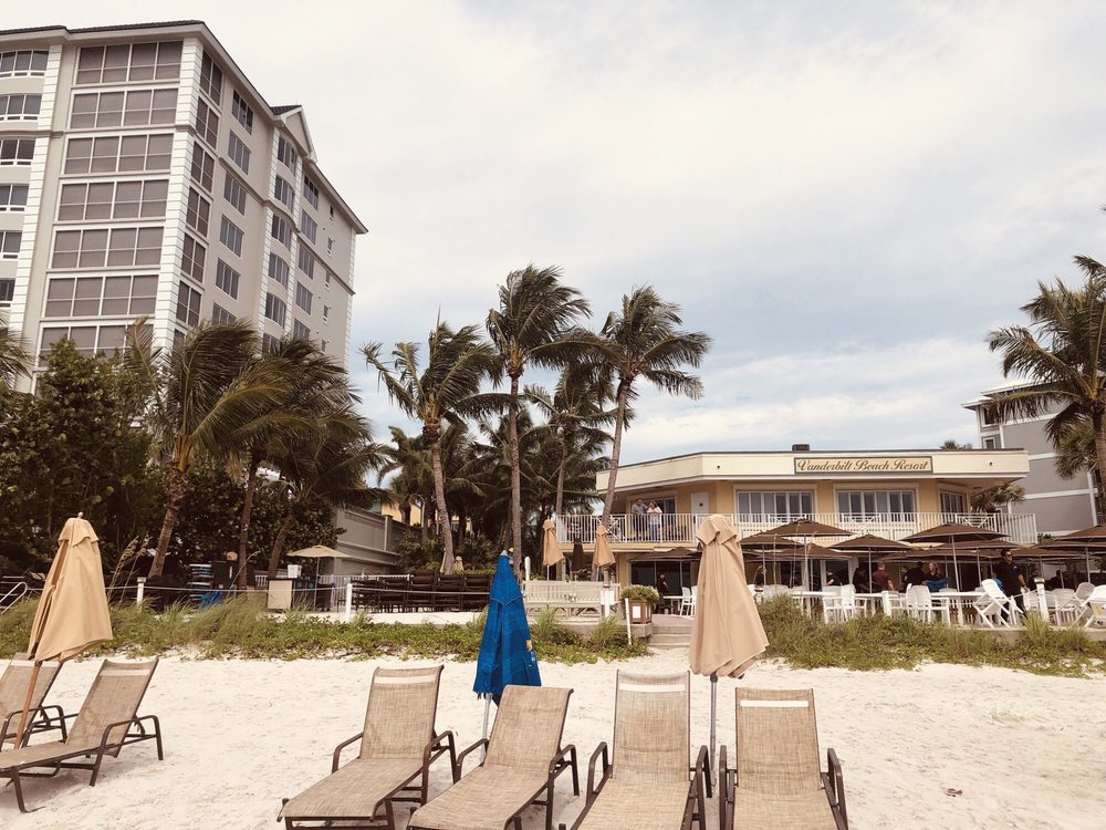 Vanderbilt Beach And Harbour Club Sunset Beach