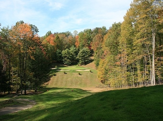 Wolf Run Manor at Treasure Lake Golf Course