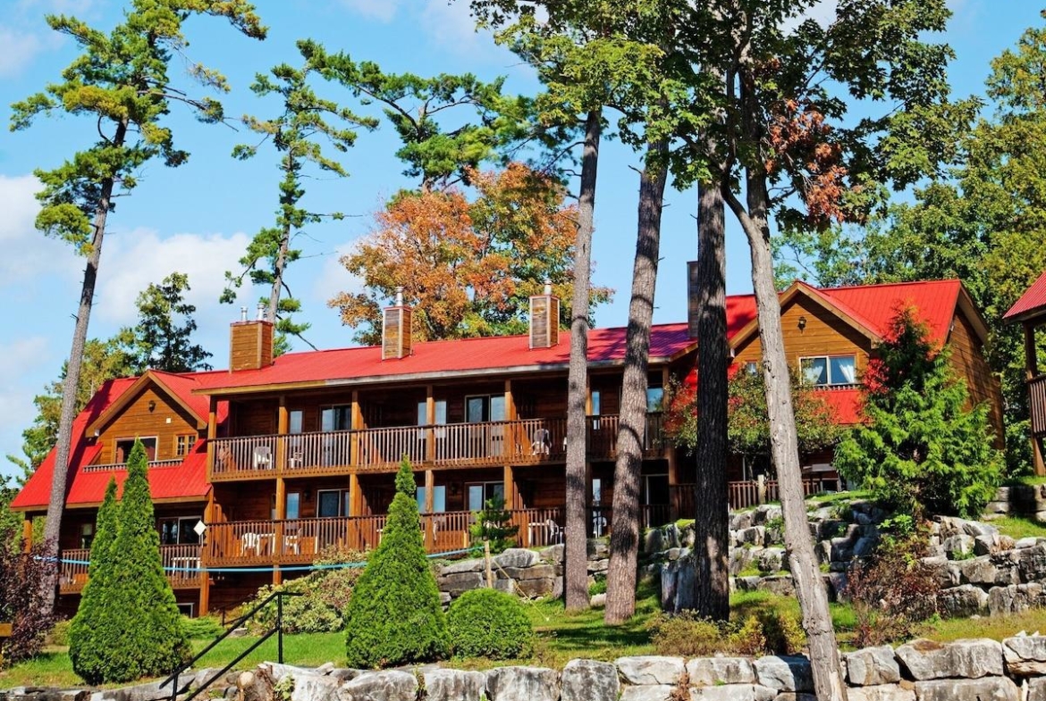 Calabogie Lodge Resort exterior