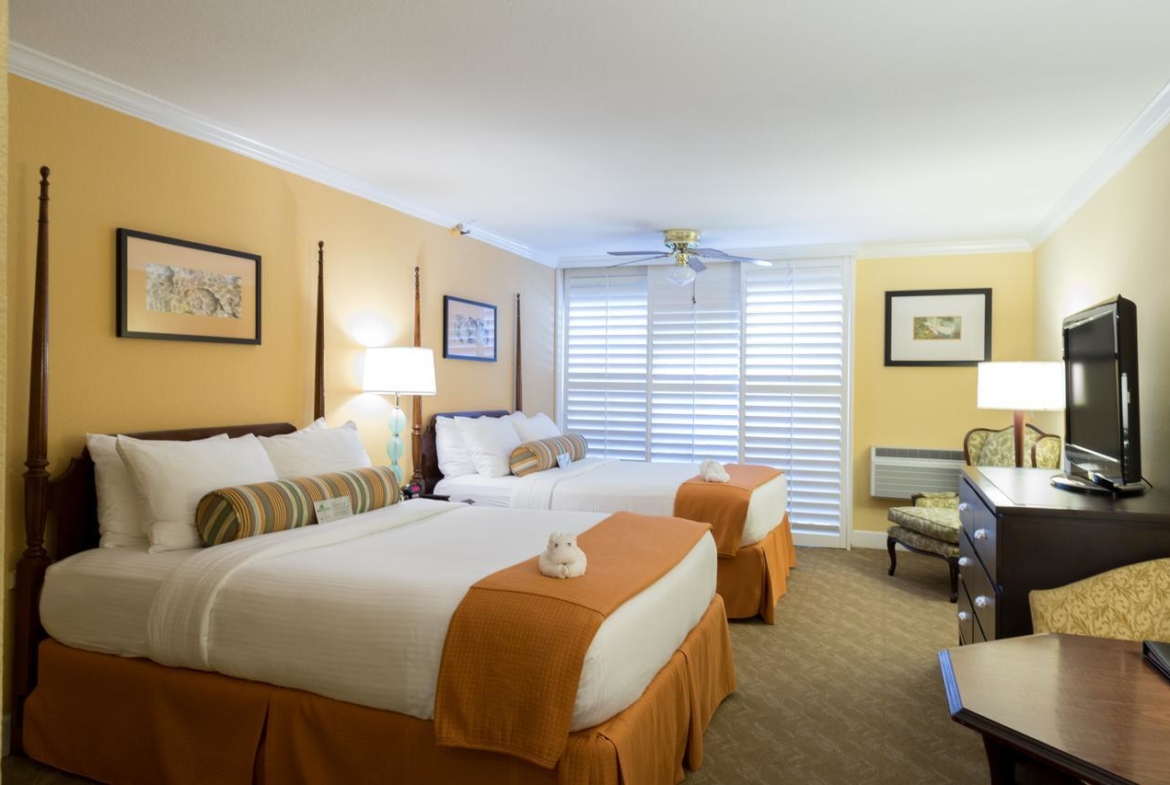 Carlsbad Inn Beach Resort Bedroom