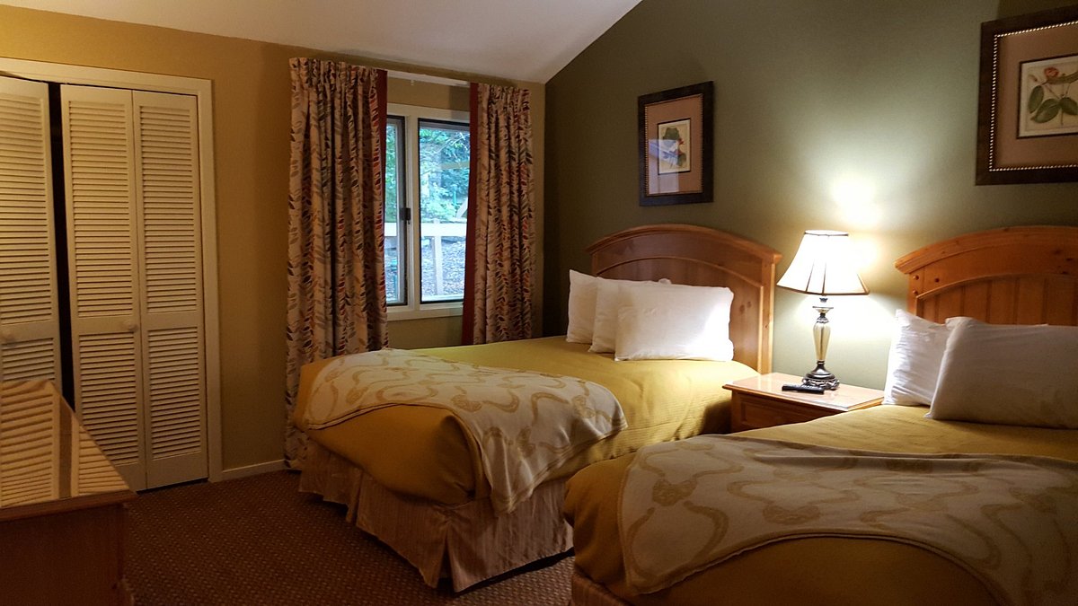 Foxhunt At Sapphire Valley bedroom