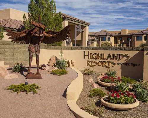 Highlands Resort At Verde Ridge sign