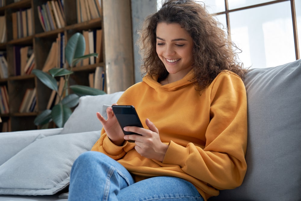 girl on her phone