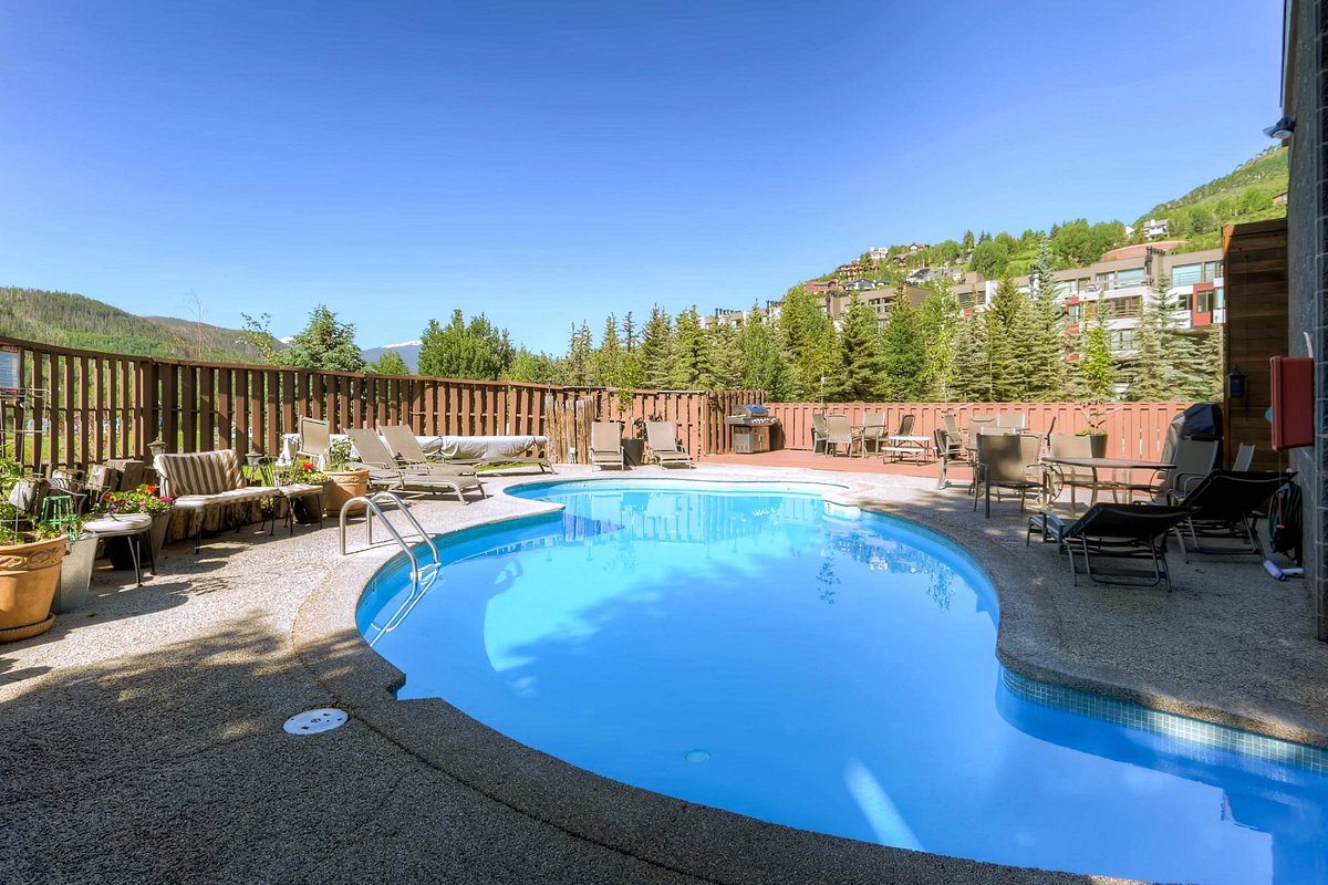 Vail Run Resort Pool