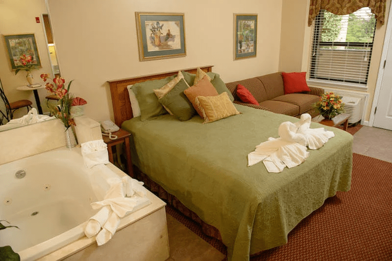 Gatlinburg Town Village Suite