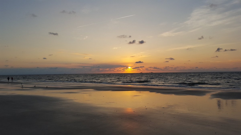 Coligny Sunset for a Summer Season trip