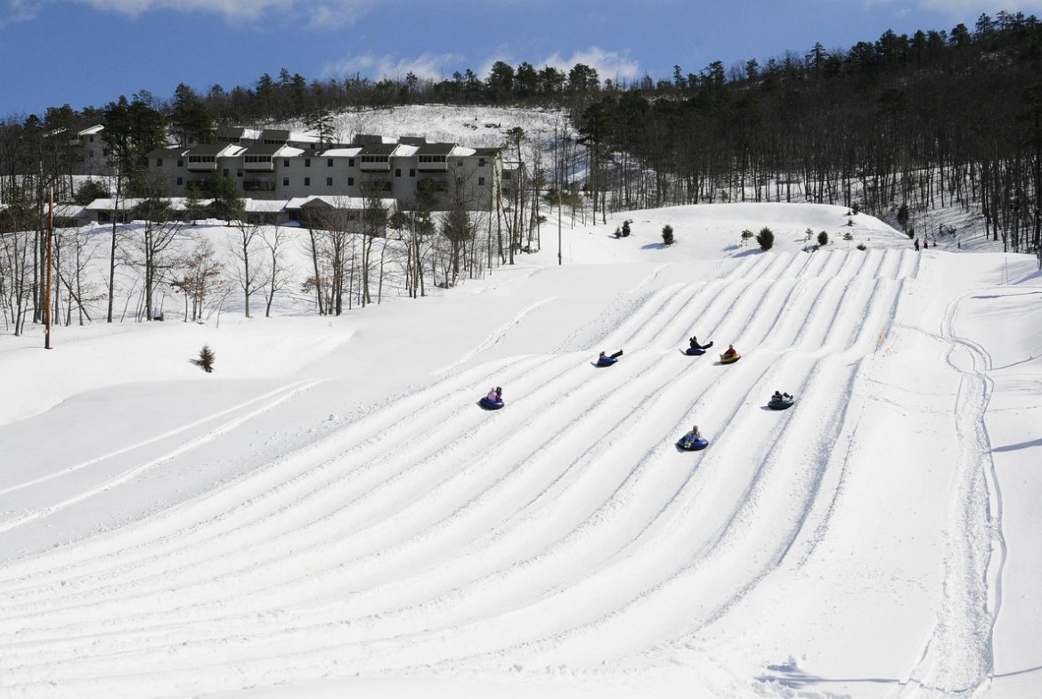 Massanutten Summit Hillside Tubing