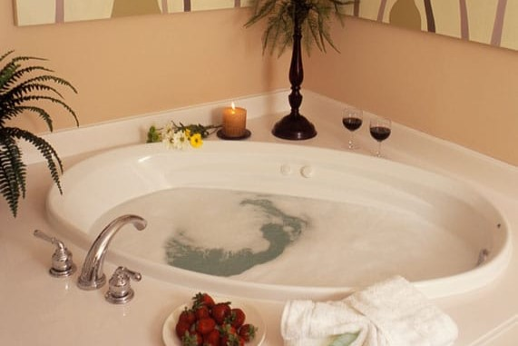 Galveston Beach Resort Bathtub 