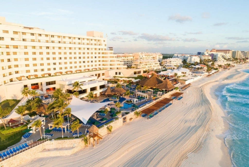 Best All Inclusive Timeshares: Royal Solaris Cancun 