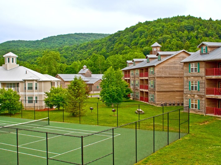 Oak n' Spruce Berkshire Timeshare Tennis Courts