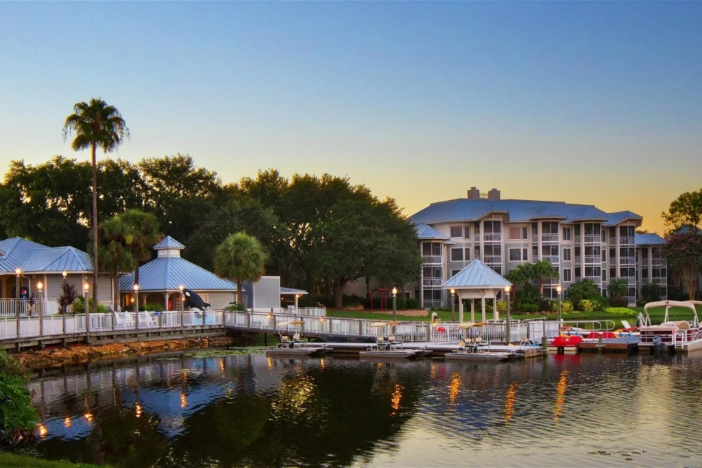 Marriott's Cypress Harbour Villas Near Viva La Musica