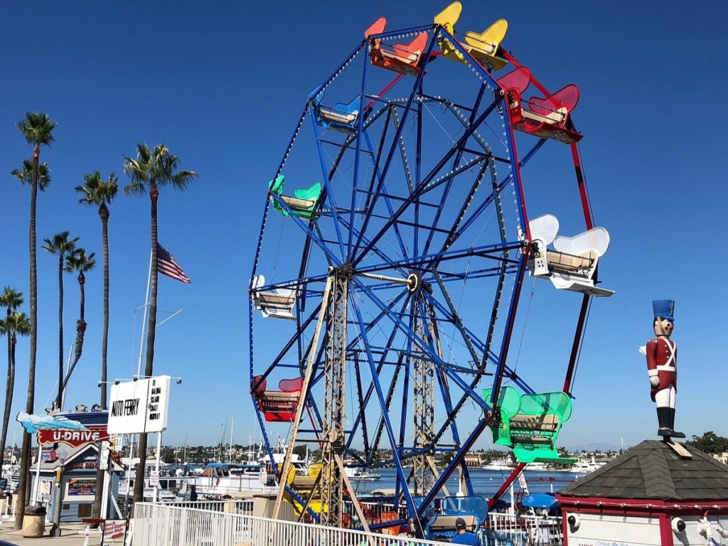 Balboa Fun Zone Like the Santa Monica Beach and Santa Monica Pier