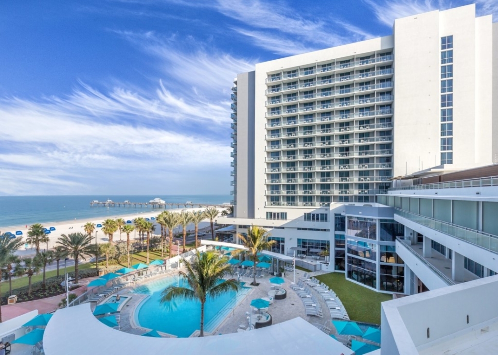 Wyndham Clearwater Beach Resort Overview of Pool