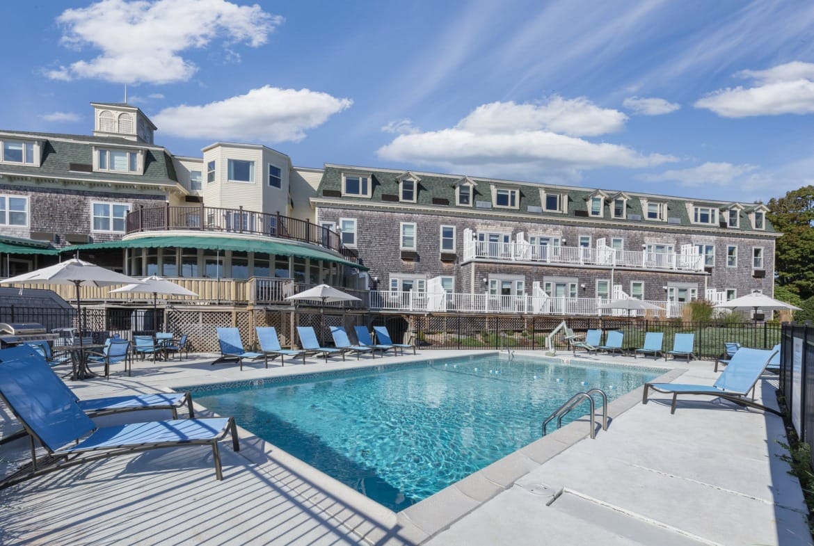 Wyndham Bay Voyage Inn Pool