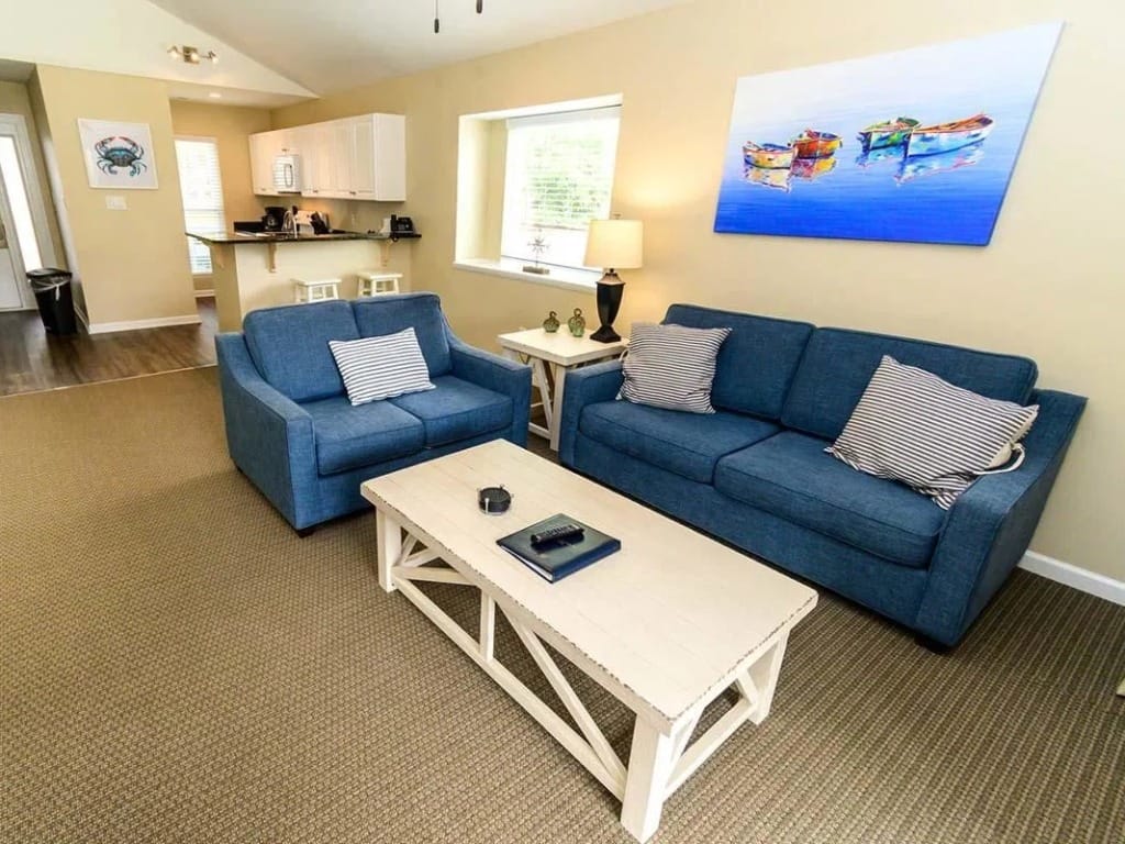 Club Wyndham Fairfield Harbor living room