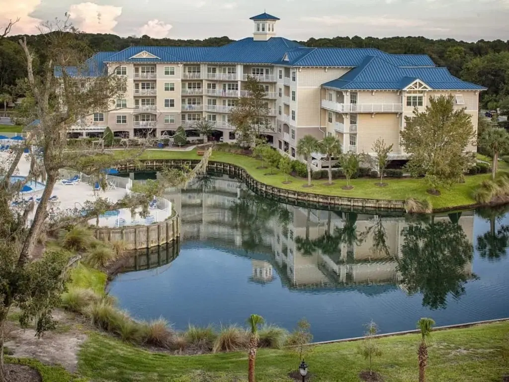 bluewater resort and marina
