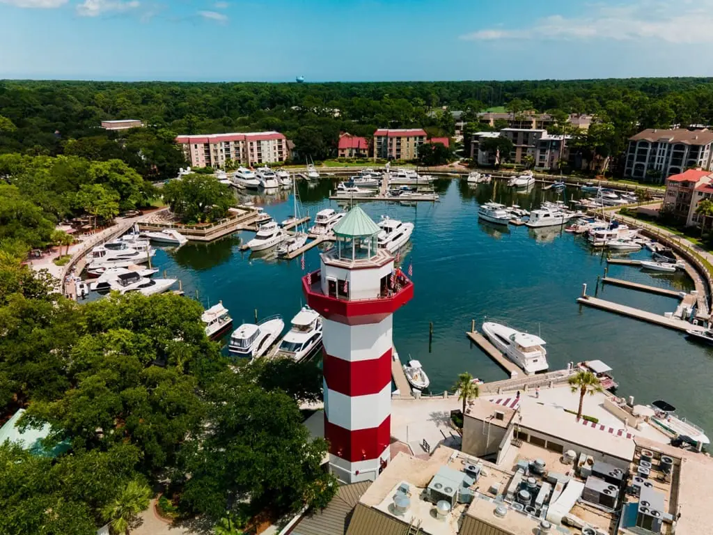 hilton head harbor town lighthouse