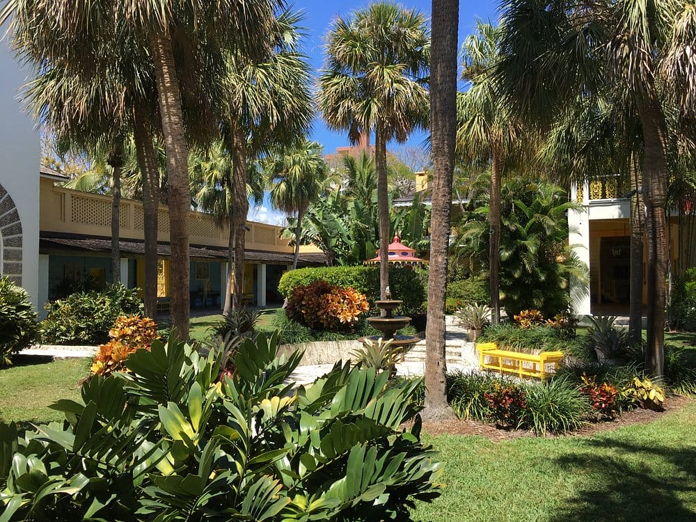 bonnet house garden