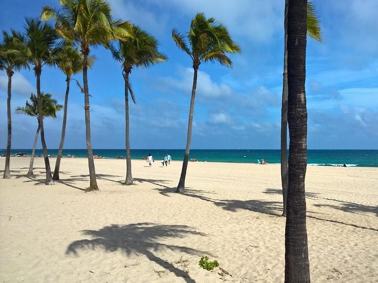 las olas beach